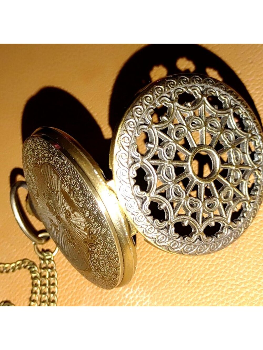 Pocket Watch Vintage Quartz Metal Case Chain Craft Crack Crystal Parts 2 Inch